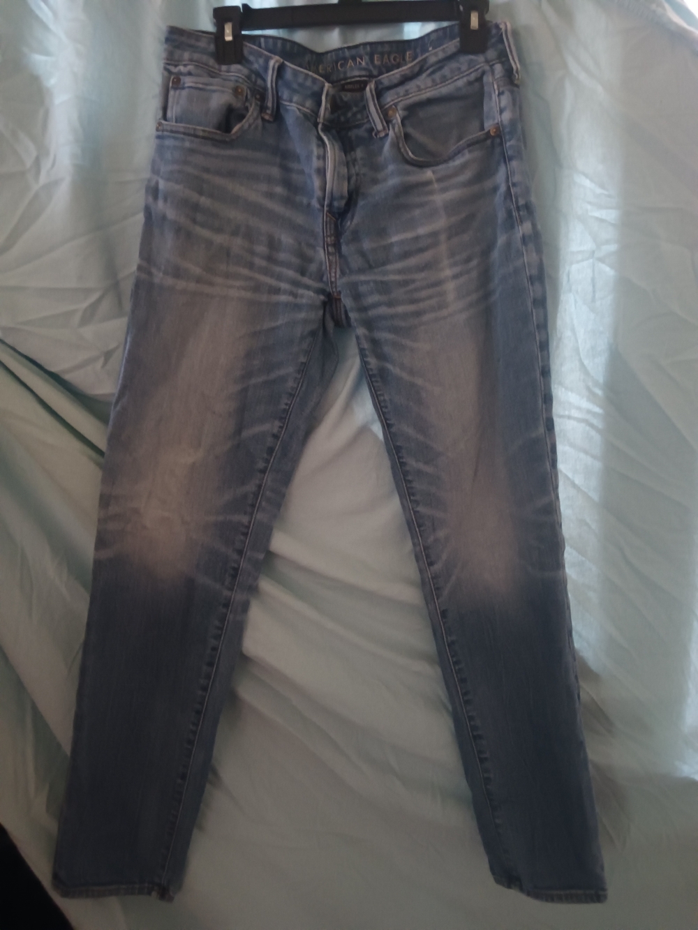 American Eagle Outfitters Light Wash Straight Jeans